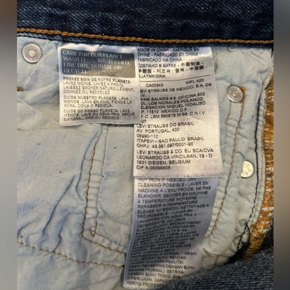 Levi’s 501 CT (Customized & Tapered) Button-Fly Blue Jeans - Size 28W x 32L - Picture 6 of 10